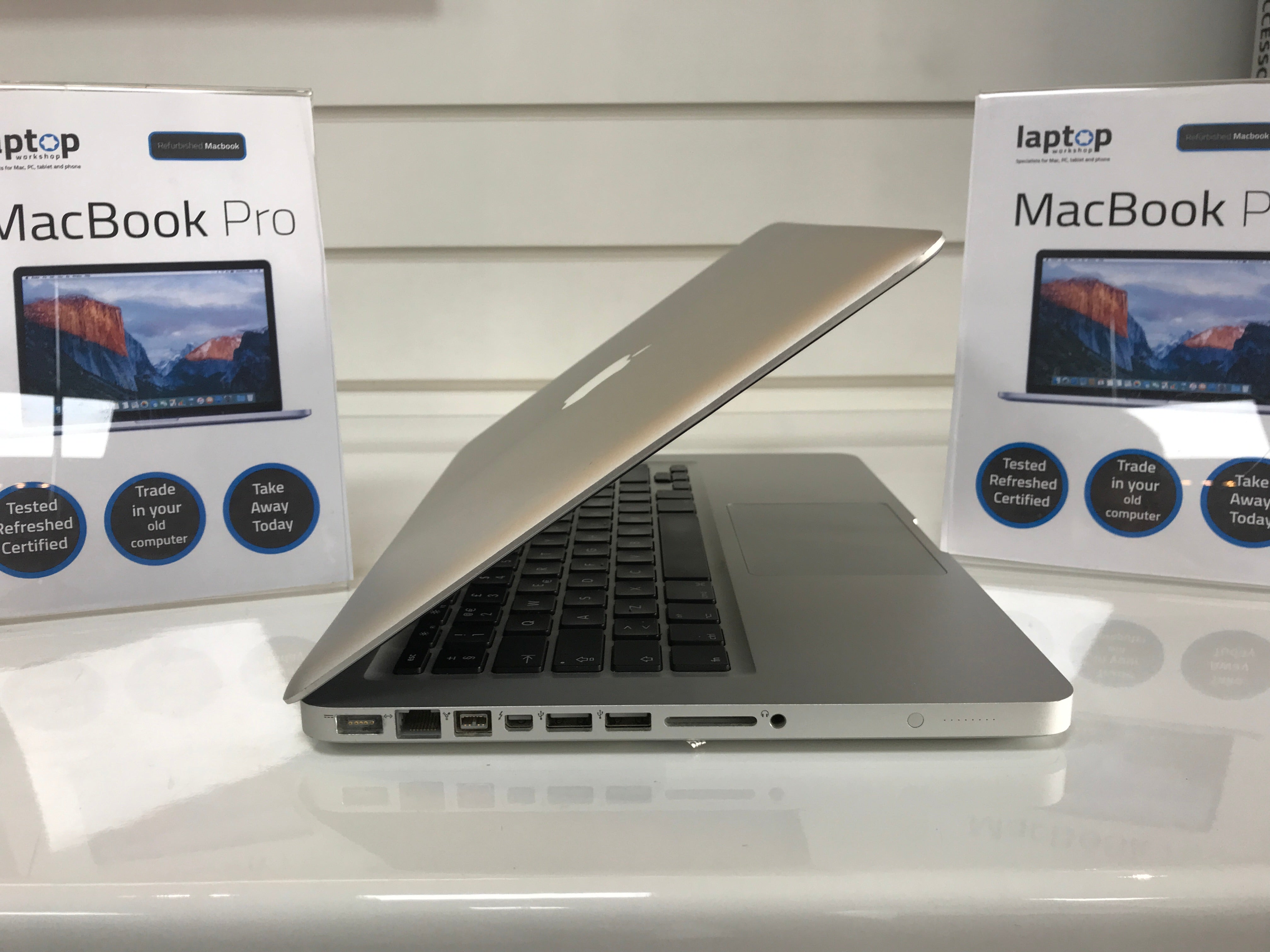 Apple MacBook Pro 13-inch 250GB
