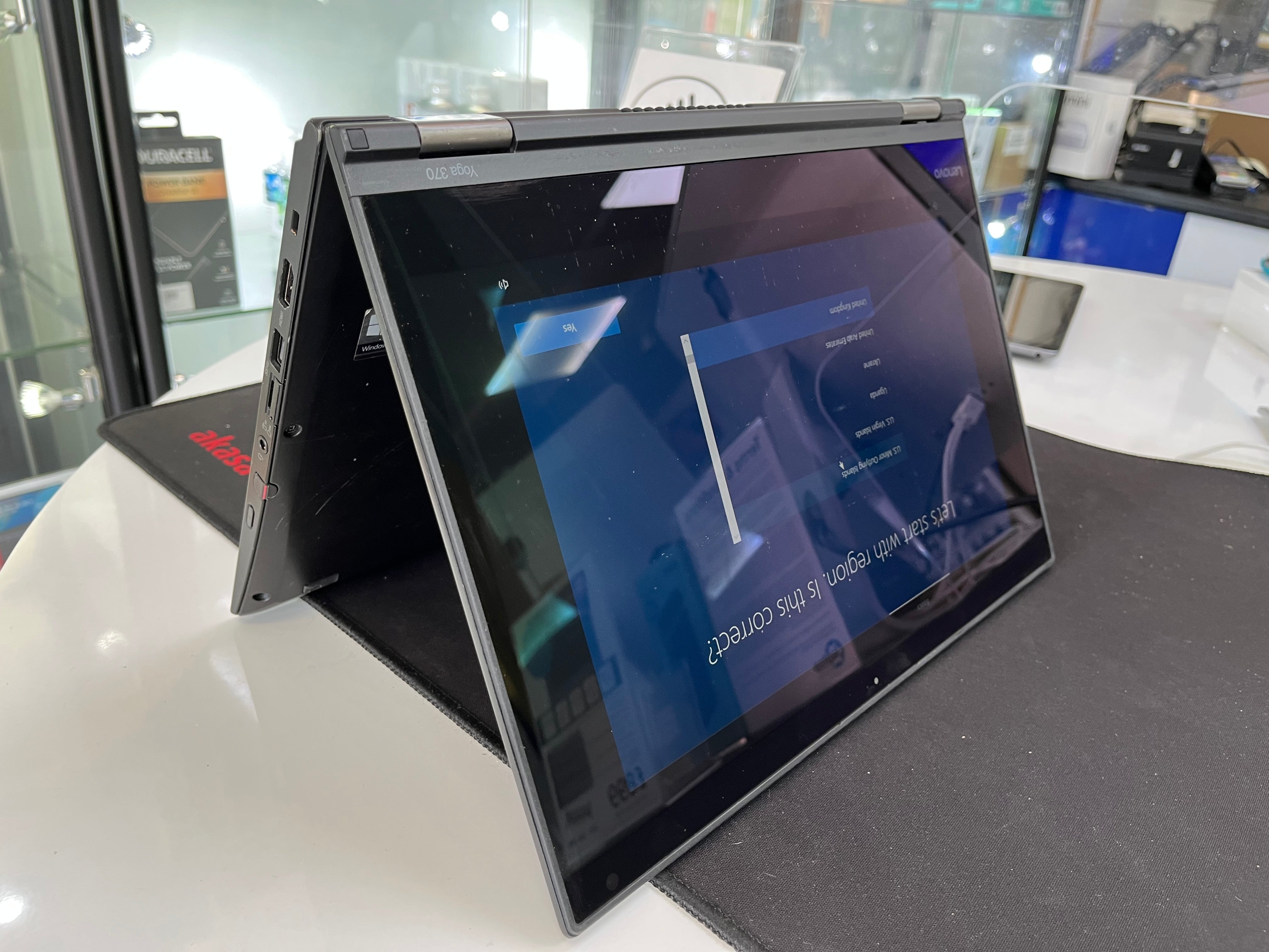 Lenovo ThinkPad Yoga 370 Touchscreen Laptop i5 7th Gen 8GB RAM 256GB S